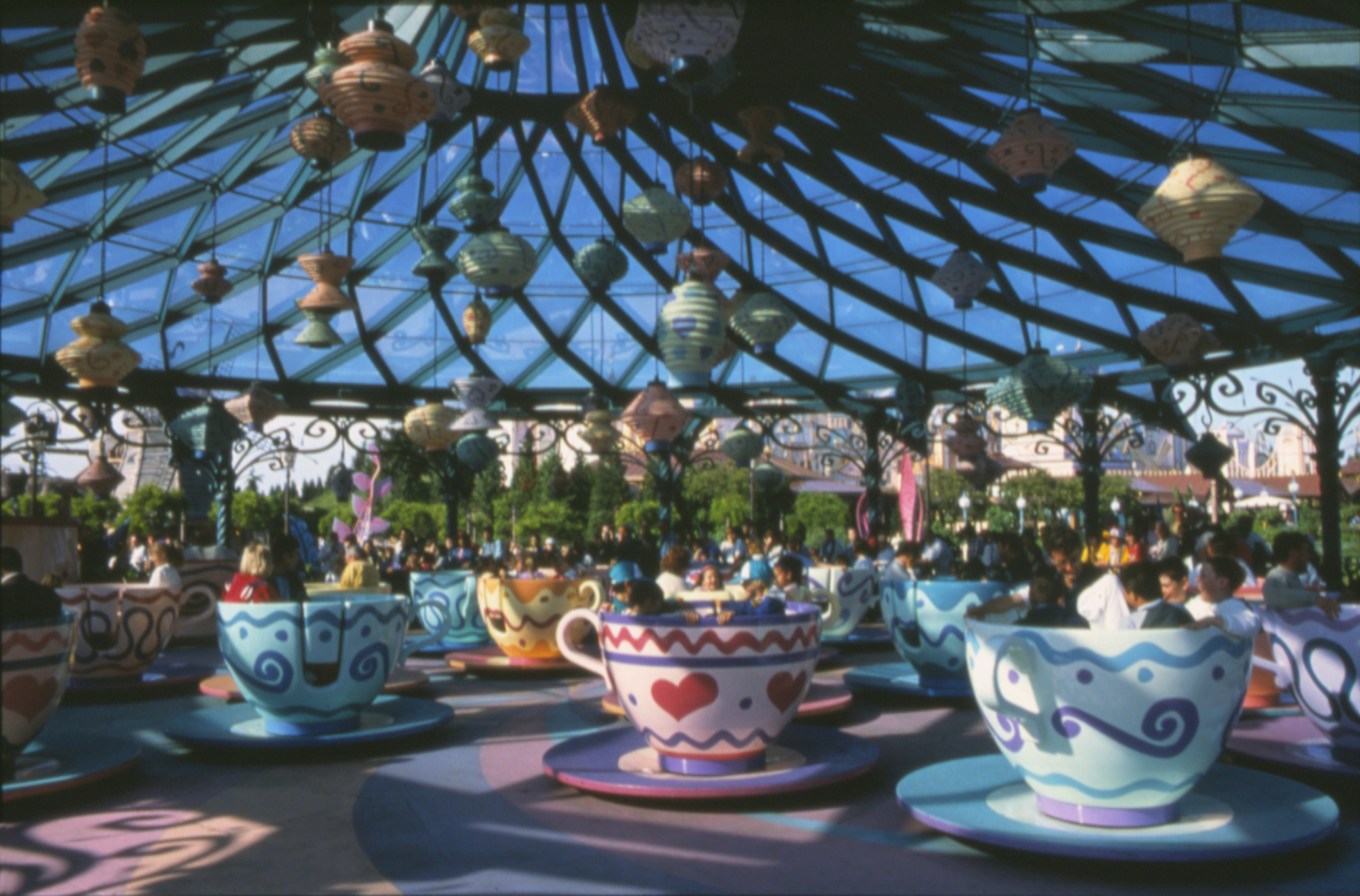 Fantasyland – Mad Hater Teacups